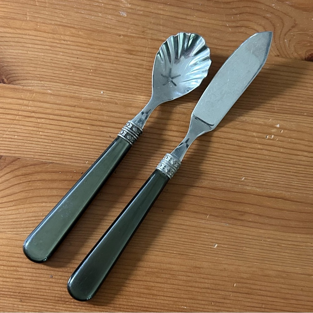 Lorena Serving Flatware